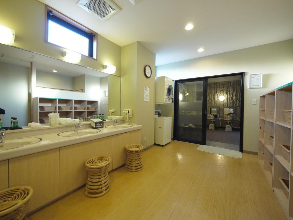 Hotel Route-Inn Yonezawa Ekihigashi Exterior photo
