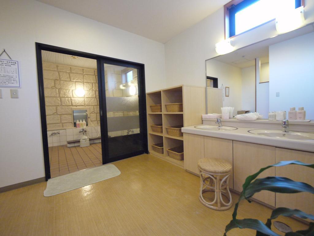 Hotel Route-Inn Yonezawa Ekihigashi Exterior photo